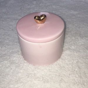 Girly makeup or hair tie container